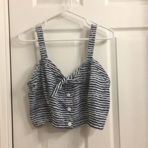 Short cut striped white and blue top